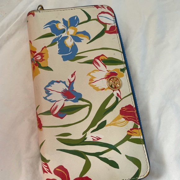 Wallet - Picture 3 of 3